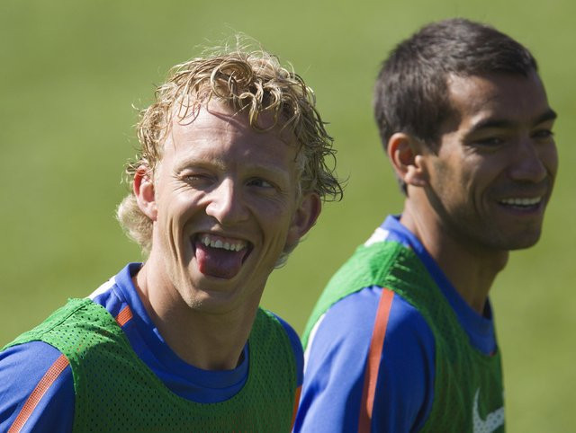 Kuyttan olay 11 Sadece tek Türk var o da... Kuyttan olay 11 Sadece tek Türk var o da...