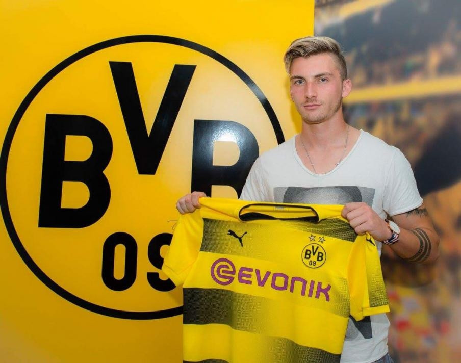 Ve imzalar atıldı Transfer resmen açıklandı