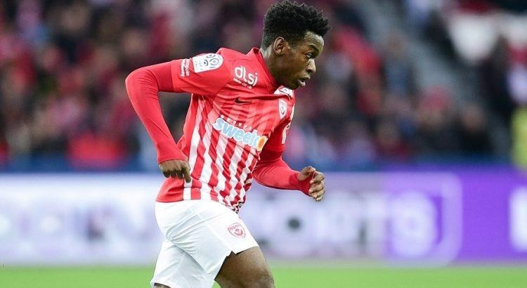 Ve imzalar atıldı Transfer resmen açıklandı