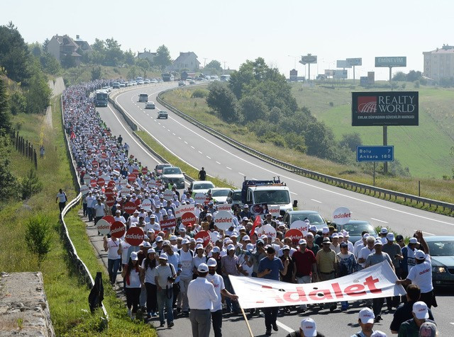 Kılıçdaroğlu Adalet Yürüyüşünün 12. gününde... İşte yürüyüşten fotoğraflar