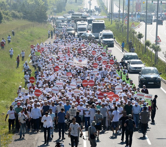 Kılıçdaroğlu Adalet Yürüyüşünün 12. gününde... İşte yürüyüşten fotoğraflar
