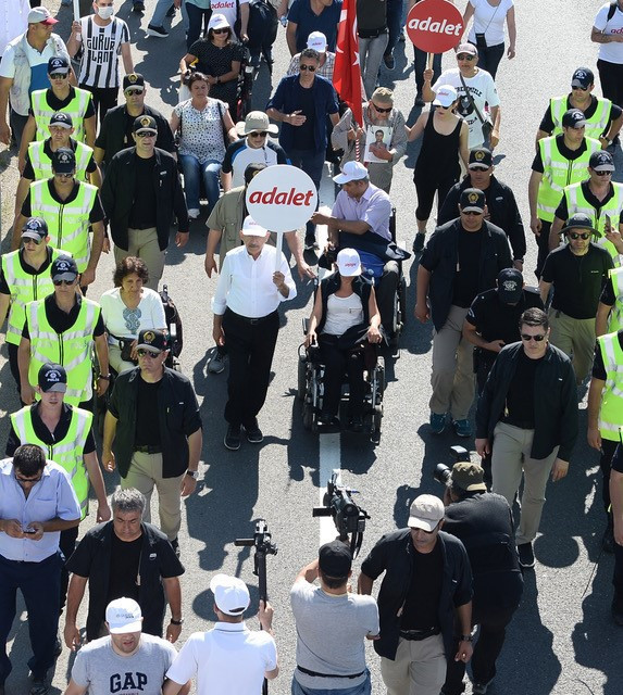 Kılıçdaroğlu Adalet Yürüyüşünün 12. gününde... İşte yürüyüşten fotoğraflar