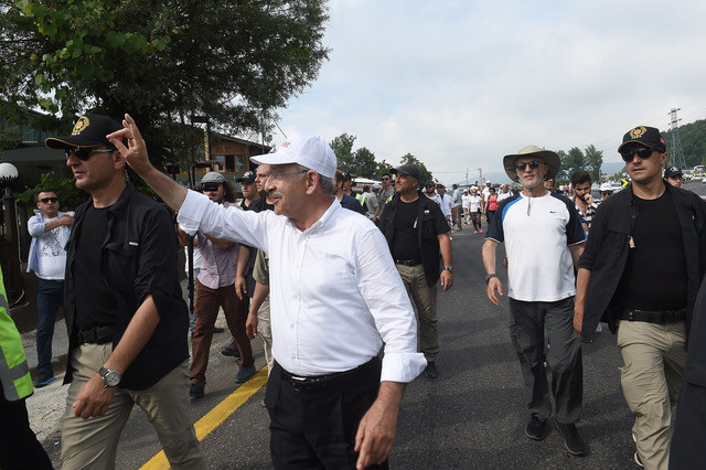 Kılıçdaroğlu Adalet Yürüyüşünün 12. gününde... İşte yürüyüşten fotoğraflar