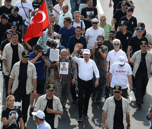 Kılıçdaroğlunun Adalet Yürüyüşünün 13. gününden fotoğraflar