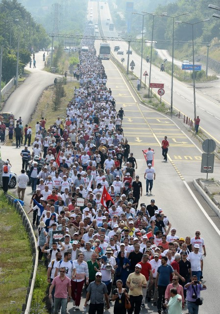 Kılıçdaroğlunun Adalet Yürüyüşünün 13. gününden fotoğraflar
