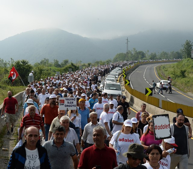 Kılıçdaroğlunun Adalet Yürüyüşünün 13. gününden fotoğraflar
