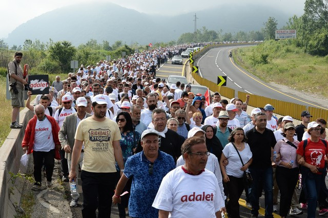 Kılıçdaroğlunun Adalet Yürüyüşünün 13. gününden fotoğraflar