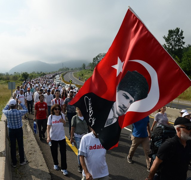 Kılıçdaroğlunun Adalet Yürüyüşünün 13. gününden fotoğraflar