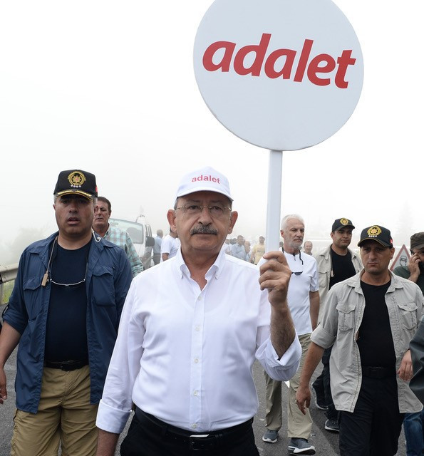 Kılıçdaroğlunun Adalet Yürüyüşünün 13. gününden fotoğraflar