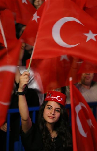 Hain darbe girişiminden 1 yıl sonra...