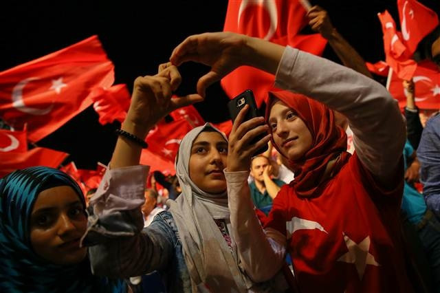 Hain darbe girişiminden 1 yıl sonra...
