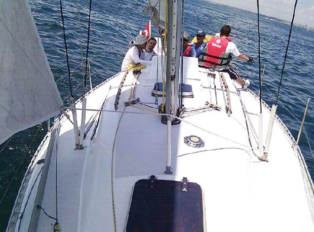 Yelken açıp gidelim