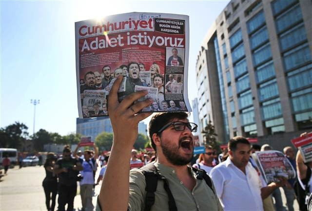Cumhuriyet Gazetesi davası başladı