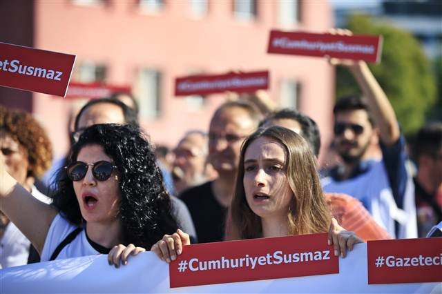 Cumhuriyet Gazetesi davası başladı