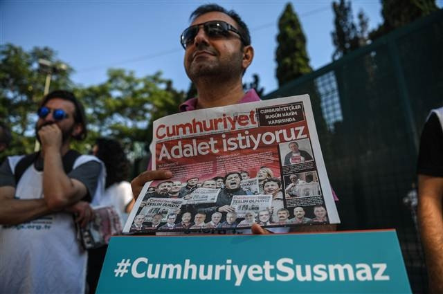 Cumhuriyet Gazetesi davası başladı