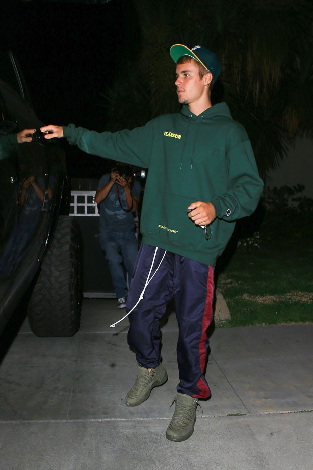 Justin Bieber paparazzi ezdi