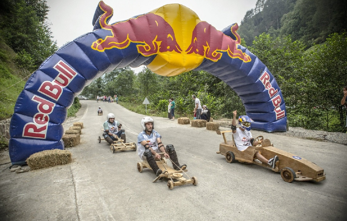 Formulaz yine eğlendirecek Formulaz yine eğlendirecek