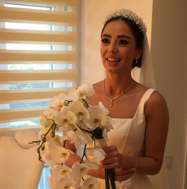 Ünlü oyuncu Merve Sevi sessiz sedasız evlendi Ünlü oyuncu Merve Sevi sessiz sedasız evlendi