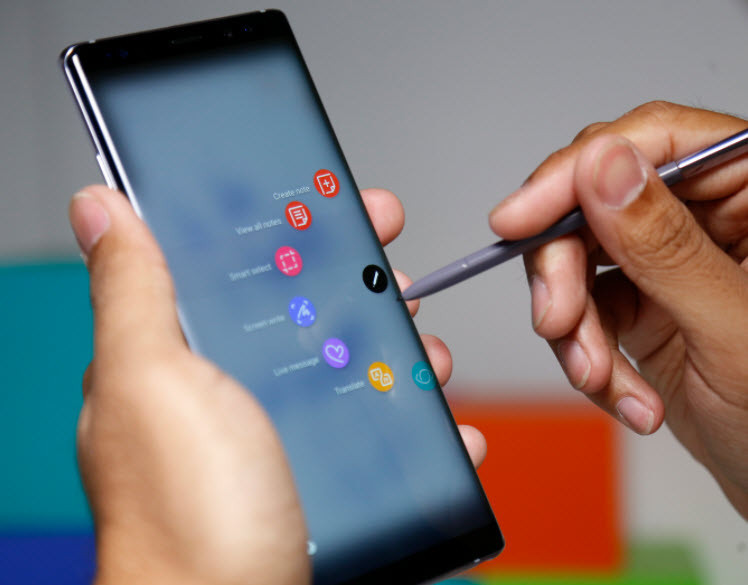 İşte Samsungun yeni oyuncağı: Galaxy Note 8