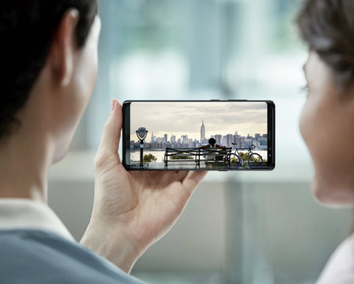 İşte Samsungun yeni oyuncağı: Galaxy Note 8