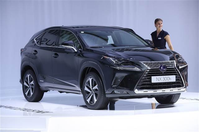 Kapılar açıldı: Her biri nefes kesici otomobiller...