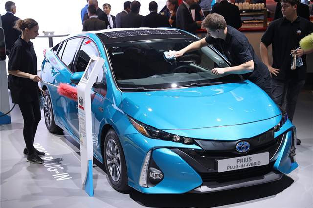 Kapılar açıldı: Her biri nefes kesici otomobiller...