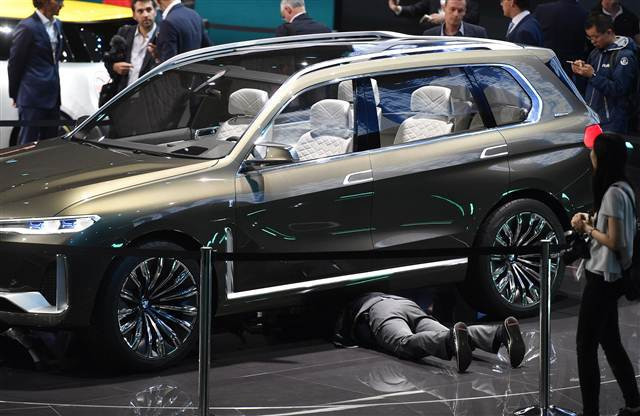 Kapılar açıldı: Her biri nefes kesici otomobiller...