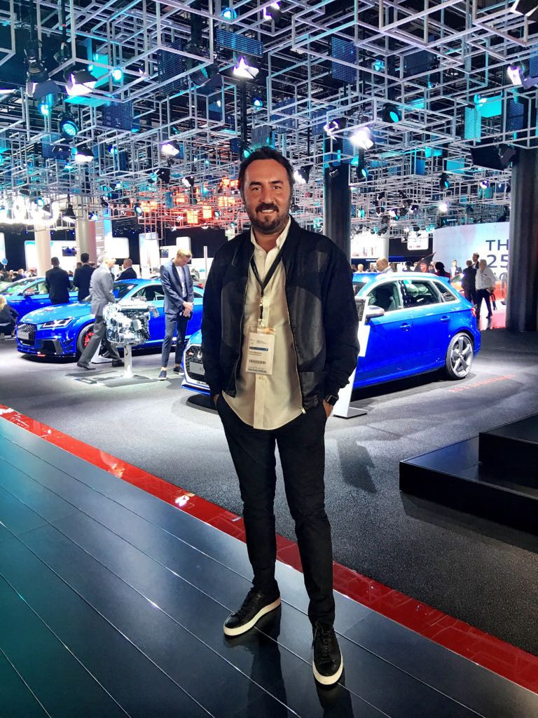 Kapılar açıldı: Her biri nefes kesici otomobiller...