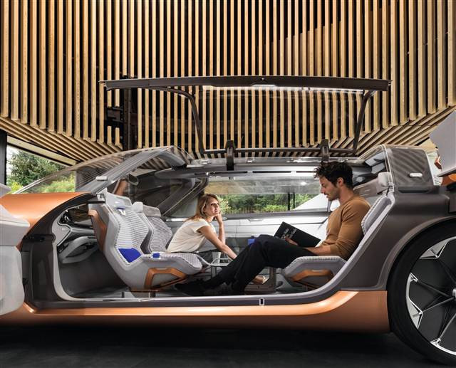 Kapılar açıldı: Her biri nefes kesici otomobiller...