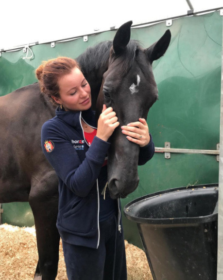 Dünyanın en genç zenginlerinin sıradışı hayatları Henüz 16 yaşındayken... Dünyanın en genç zenginlerinin sıradışı hayatları Henüz 16 yaşındayken...