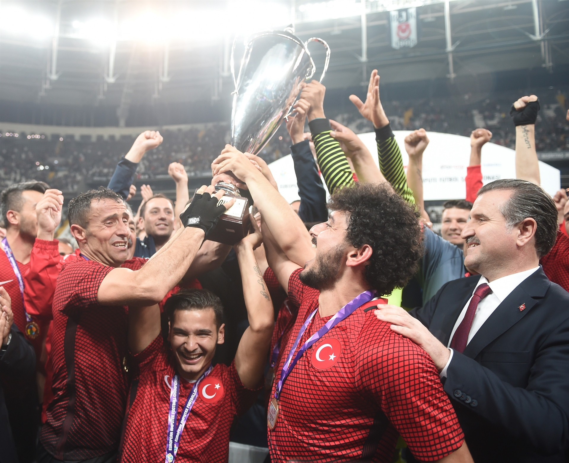 Şampiyonluk golünün sahibi Osman Çakmak’ın hayat öyküsü