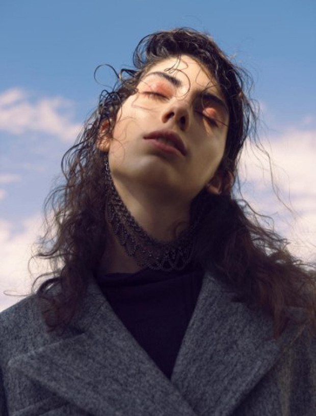 Umarım körümdür diyen takipçiye ünlü modelden ayar