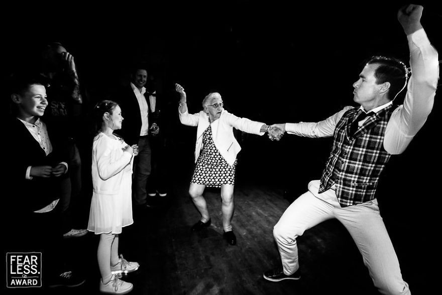 Korkusuz fotoğraflar görenleri şaşırtıyor Korkusuz fotoğraflar görenleri şaşırtıyor