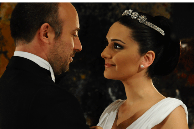 Bir dönemin en sevilen ikilisi yıllar sonra buluştu