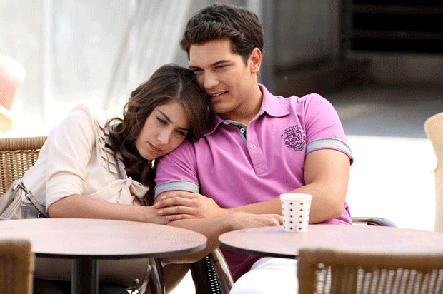 Bir dönemin en sevilen ikilisi yıllar sonra buluştu