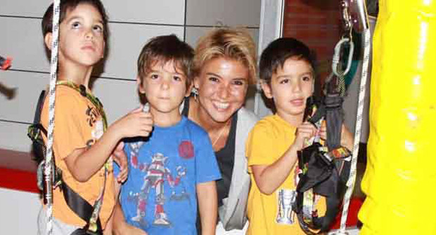 Ben 15 yaşındayım, kızım 11 aylık: Sahnelerin ve ekranın bu ünlüsünü tanıdınız mı