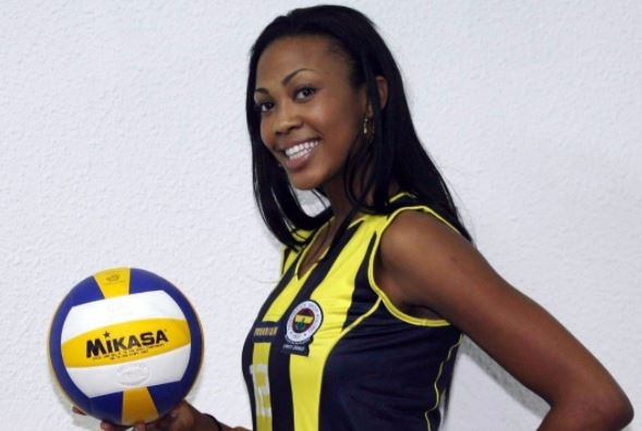 Onlar parkeleri yakıyor