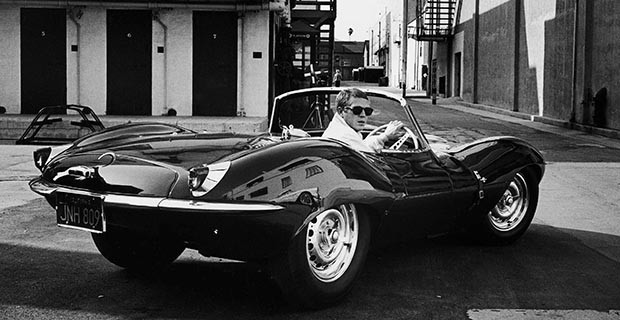 Hayatta olmasalar da para kazandırmaya devam ediyorlar