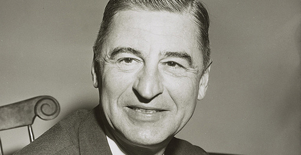 Hayatta olmasalar da para kazandırmaya devam ediyorlar