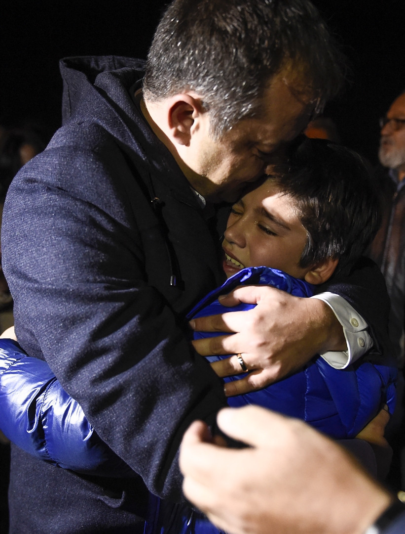 Sözcü gazetesi muhabiri tahliye edildi... Müthiş görüntüler...