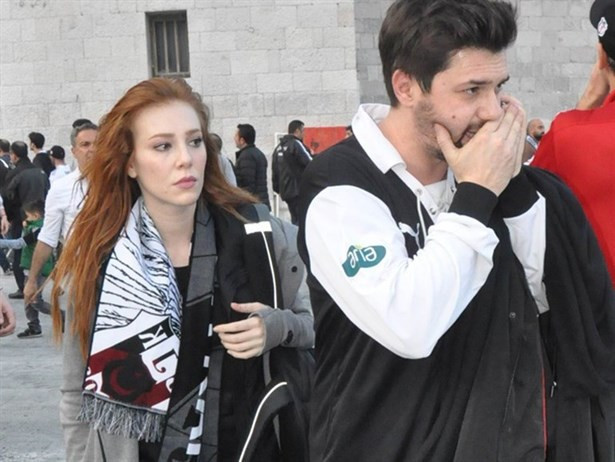 Uyda yolgiz yashirin onanizm video