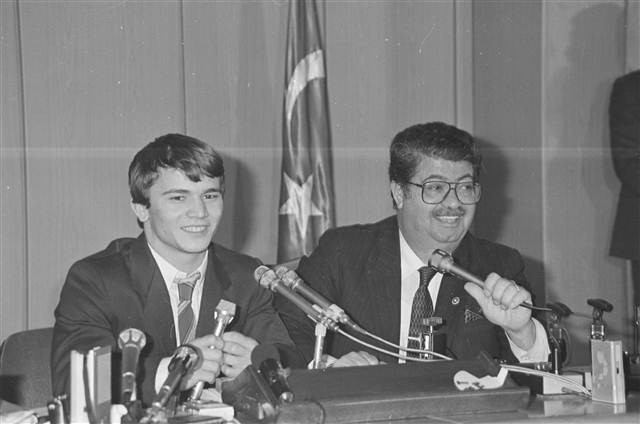 Ajanlar savaşıydı... Naim Süleymanoğlunun unutulmaz fotoğrafları