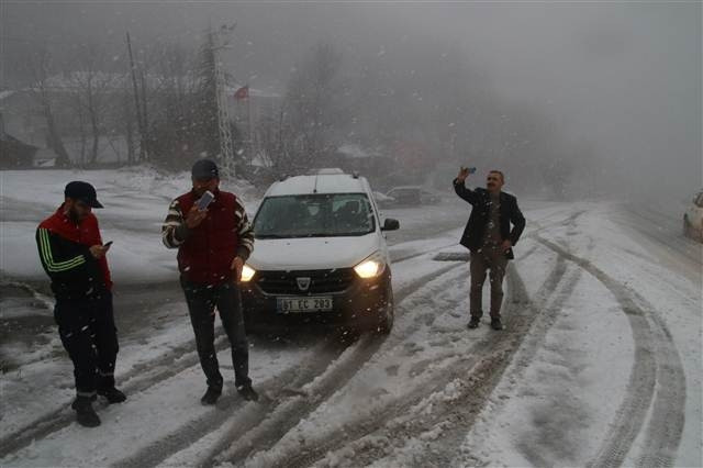 Kar yağışı İstanbula dayandı İşte yurttan kar manzaraları...