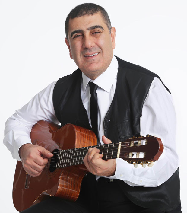Fedon Kalyoncu ve oğlu Theo Kalyoncunun fotoğrafı olay oldu
