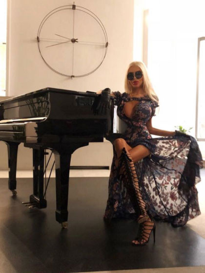 Bu işte bir tuhaflık var