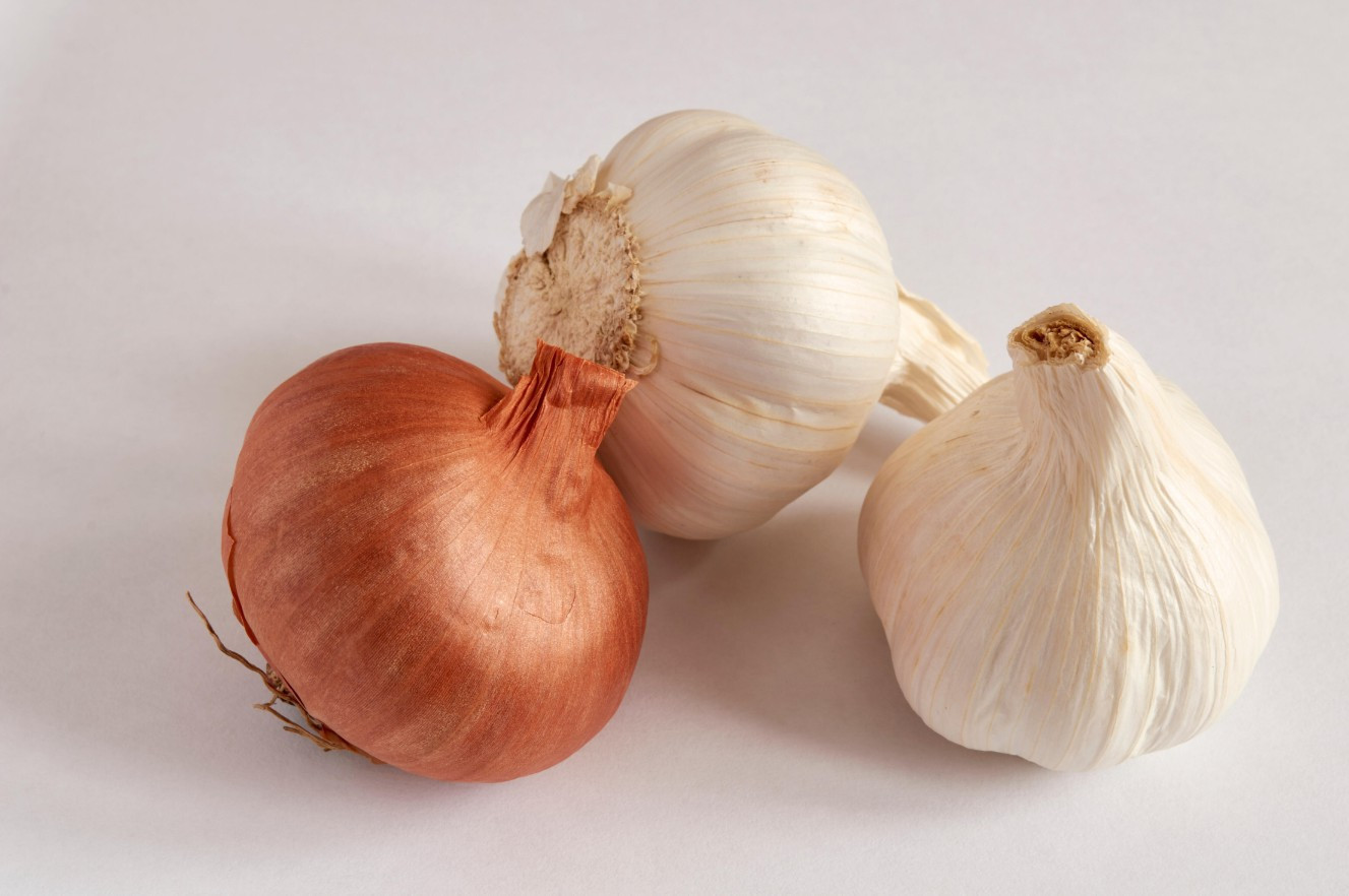 Soğan ve sarımsak yiyin