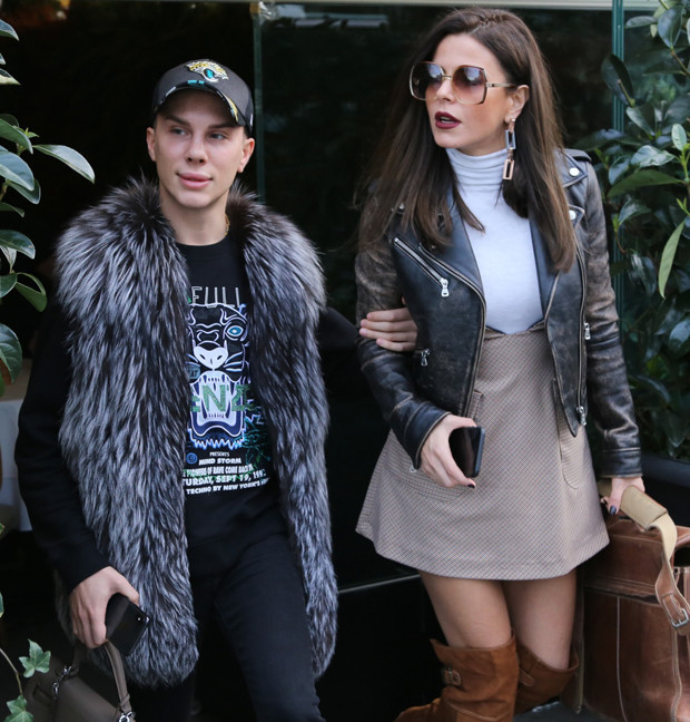 Ameliyat sonrası ilk kez görüntülendi