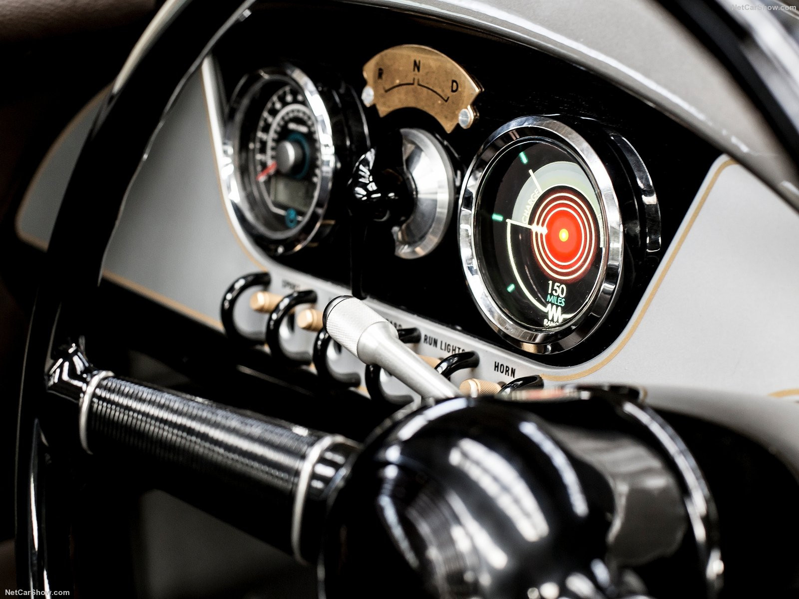 106 yıldır elle otomobil üretiyor Ama şimdi bakın ne yaptı... 106 yıldır elle otomobil üretiyor Ama şimdi bakın ne yaptı...