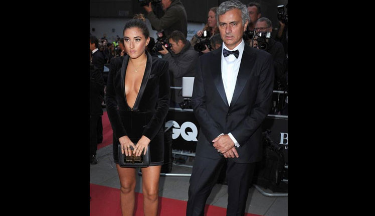 Mourinhonun kızı büyüledi