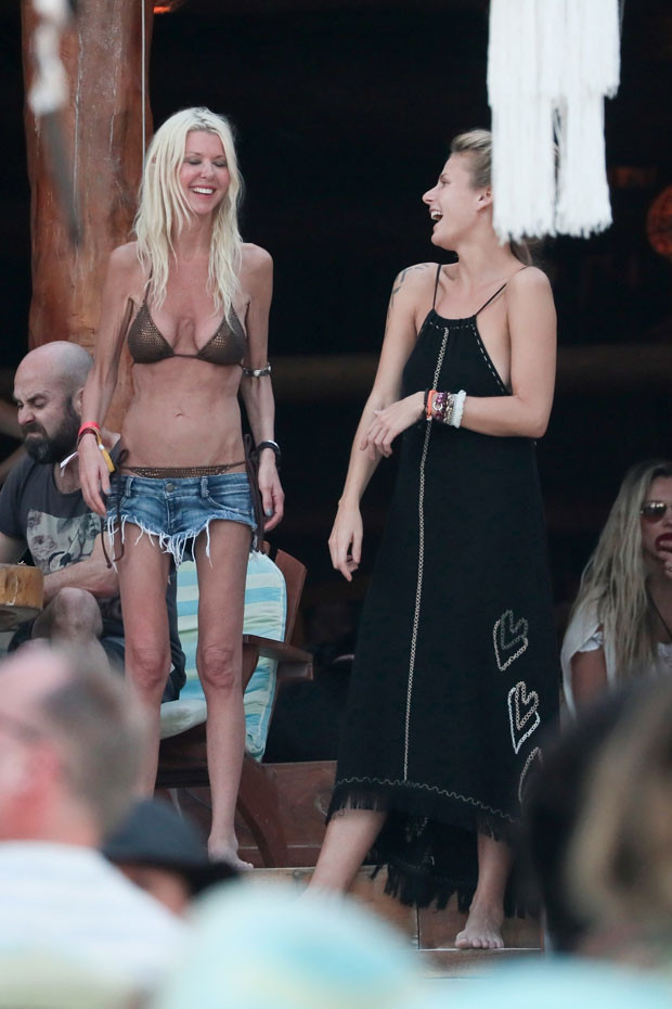 O bakışlarınıza hasta oluyorum